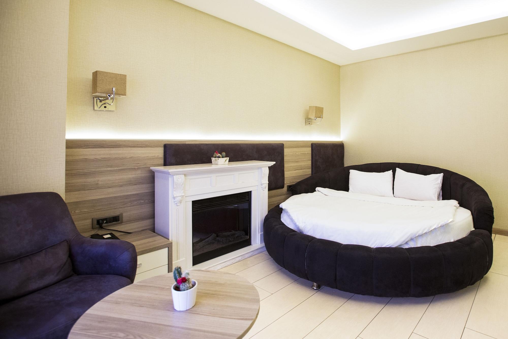 Random Suit Otel Истанбул Екстериор снимка