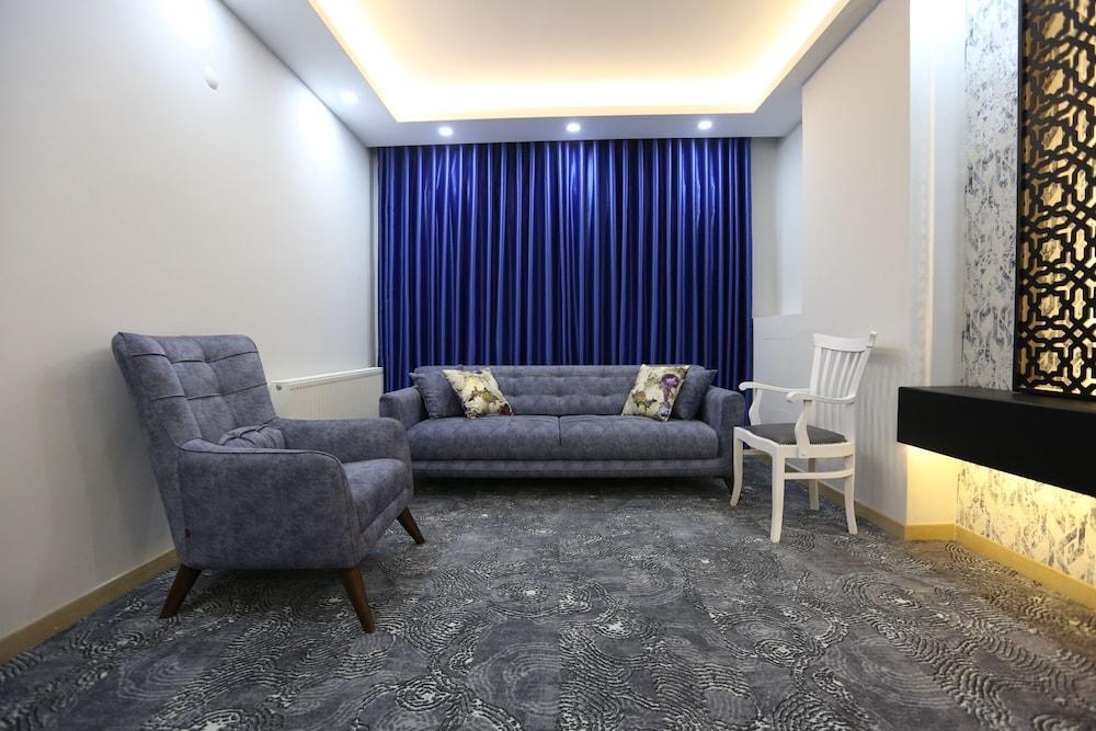 Random Suit Otel Истанбул Екстериор снимка